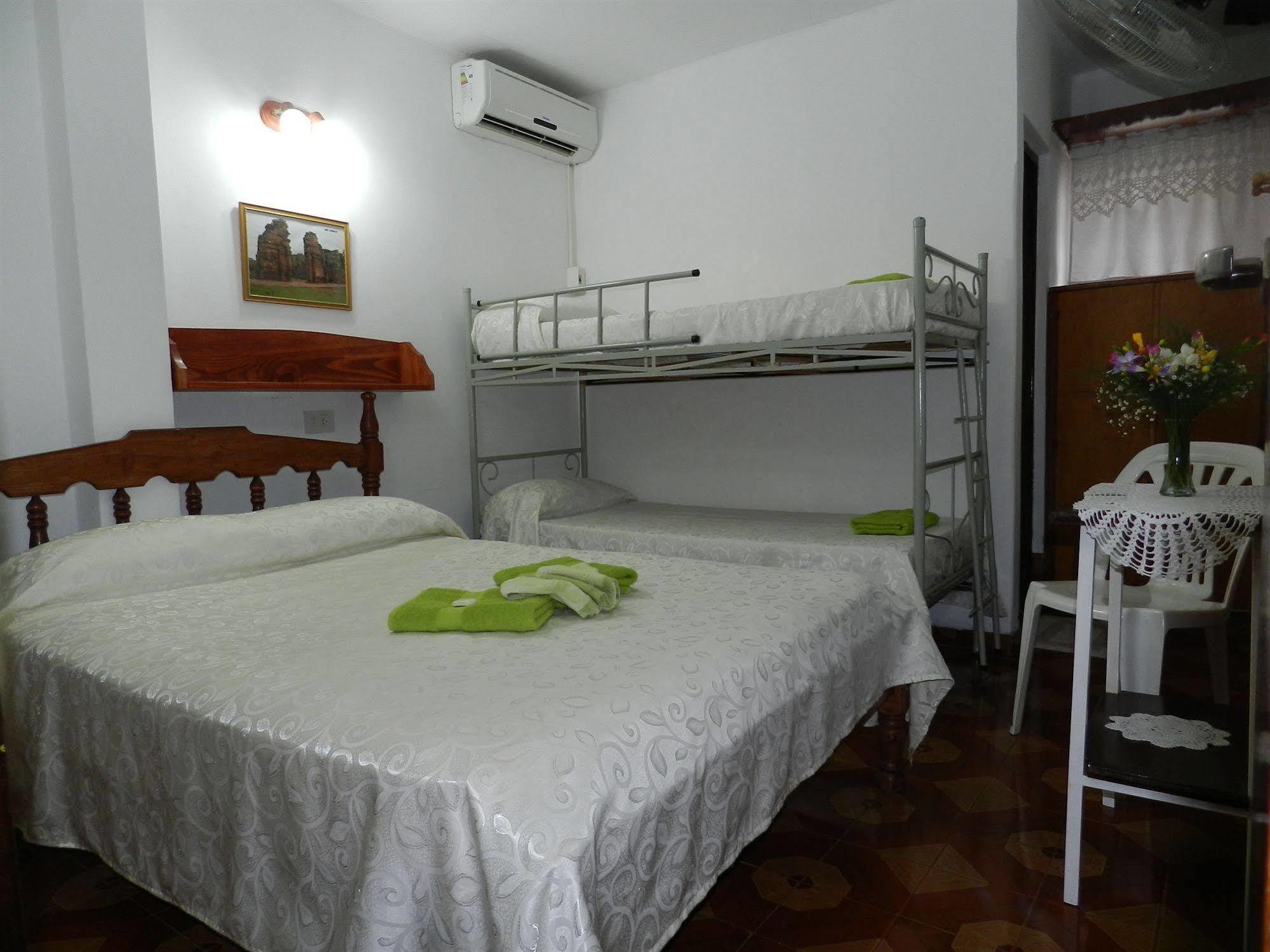 Hotel Colon โปซาดัส ภายนอก รูปภาพ